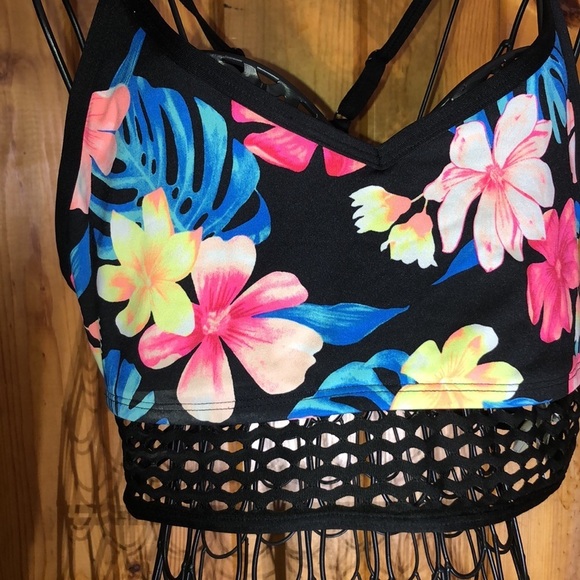 Pink Victoria’s Secret floral bra sports bra size large ultimate bra colorful​​​ - Picture 2 of 7